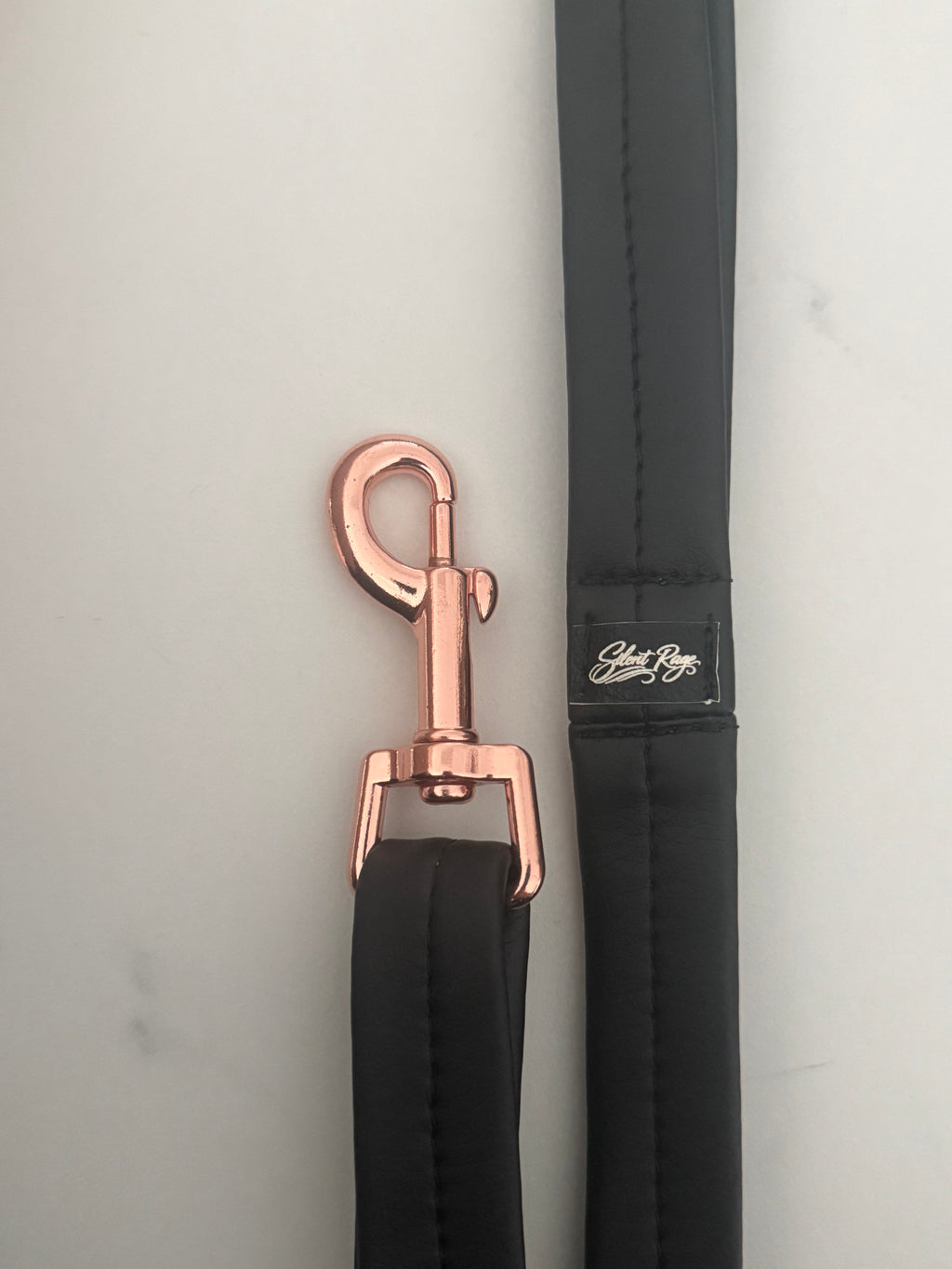 Handgefertigte Designer-Hundeleine „SOFT BLACK“