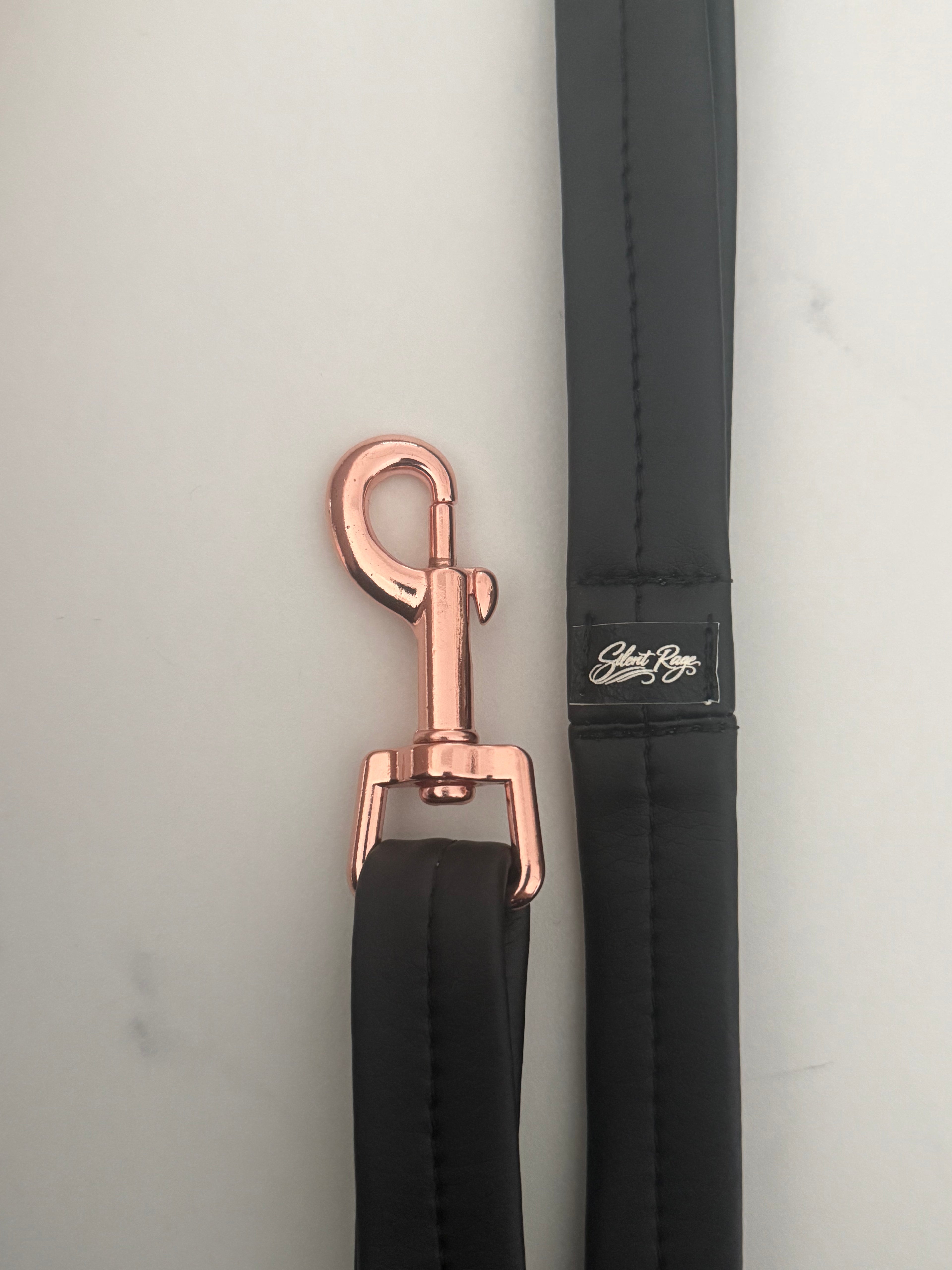 Handgefertigte Designer-Hundeleine „SOFT BLACK“